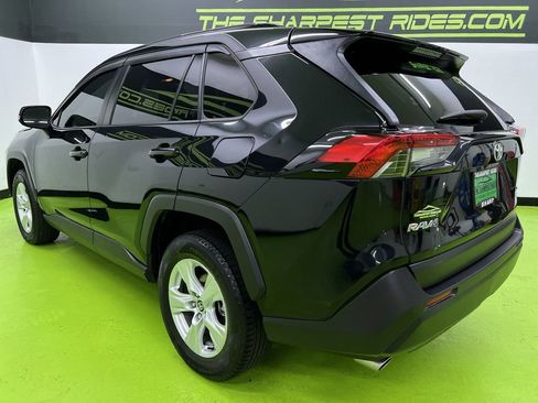 Used 2020 Toyota RAV4 XLE w/ Convenience Package AWD/4WD image 7