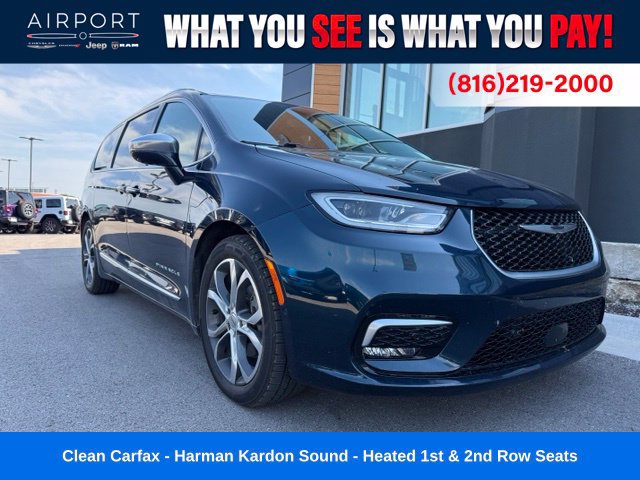 Used 2022 Chrysler Pacifica Pinnacle FWD image 1