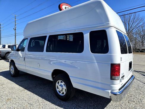 Used 2014 Ford E-350 and Econoline 350 Extended Super Duty w/ Power Group image 5