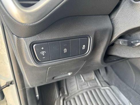 Used 2021 Kia Soul LX FWD image 30