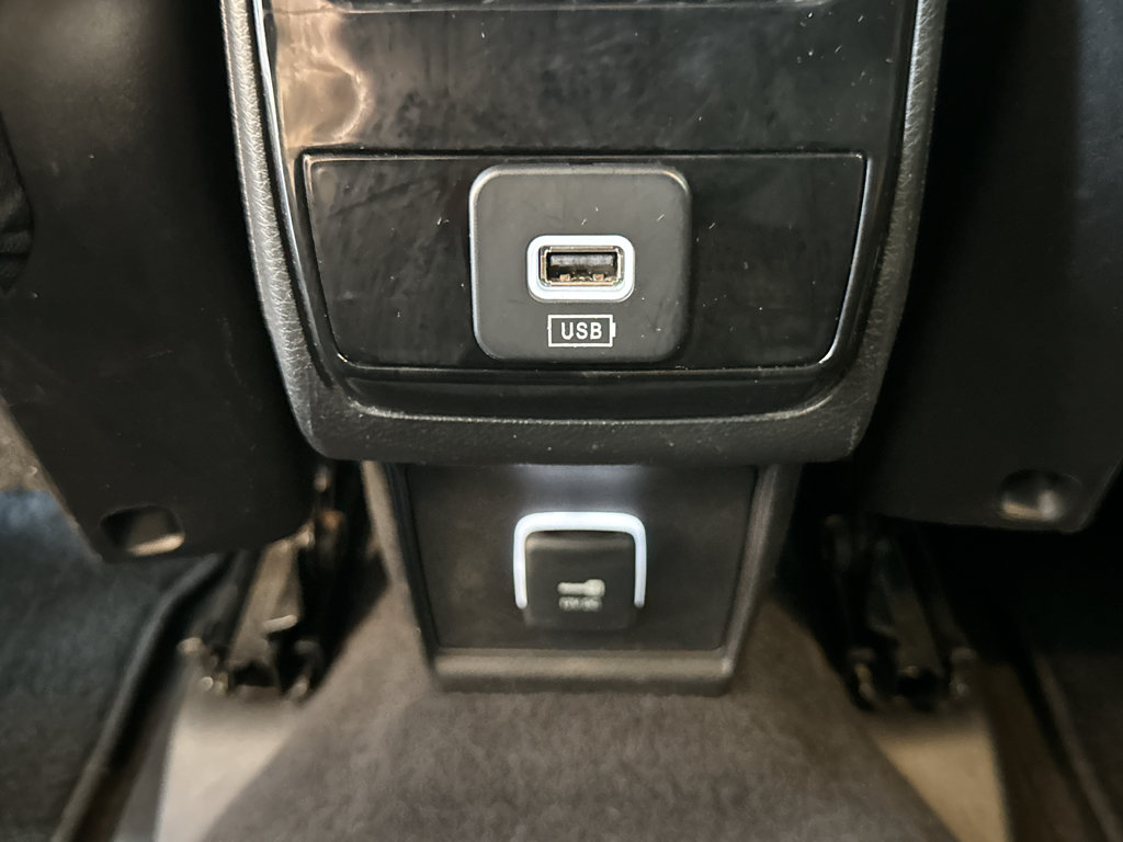Used 2024 Jeep Compass Latitude AWD/4WD image 12