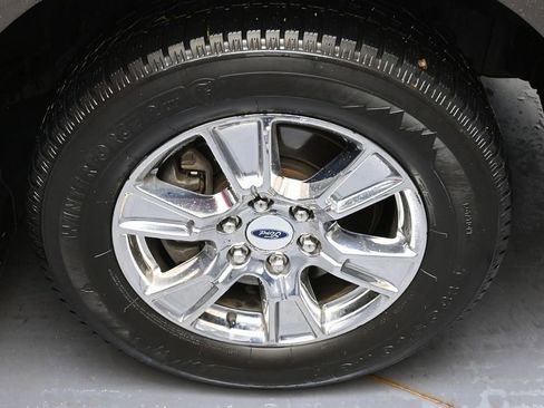 Used 2016 Ford F150 Lariat w/ Equipment Group 502A Luxury RWD image 10