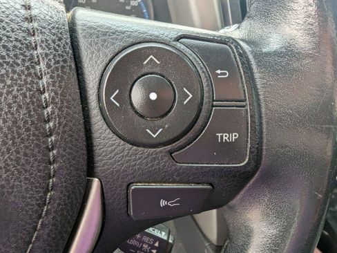 Used 2018 Toyota RAV4 XLE w/ Plus Extra Value Package AWD/4WD image 13