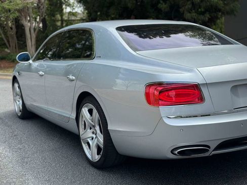 Used 2014 Bentley Flying Spur W12 image 17