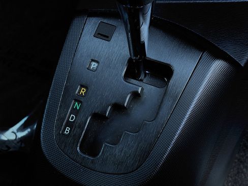 Used 2016 Toyota Prius C Two image 30