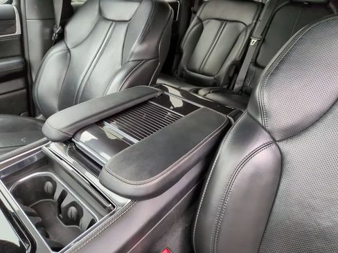 Used 2026 Jeep Grand Wagoneer Limited image 30