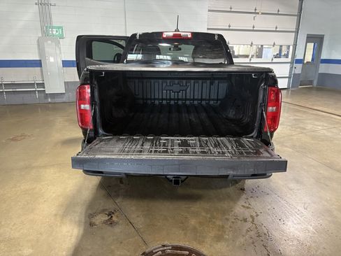 Used 2021 Chevrolet Colorado W/T w/ Custom Special Edition image 22