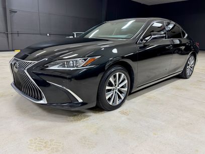 Used 2019 Lexus ES 350 Ultra Luxury w/ Premium Package