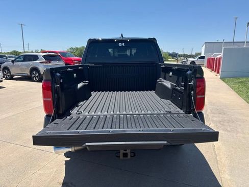 Used 2026 Toyota Tacoma Limited AWD/4WD image 9
