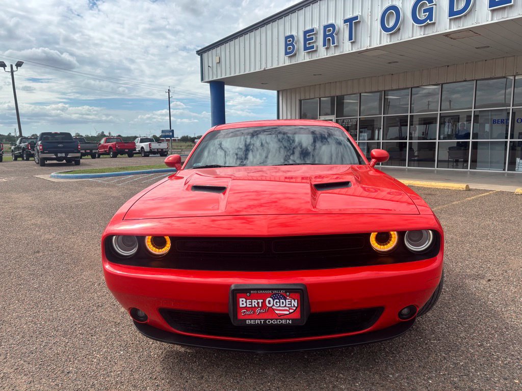 Used 2021 Dodge Challenger SXT w/ Blacktop Package RWD image 2