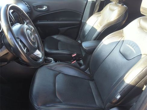 Used 2018 Jeep Compass Limited image 11