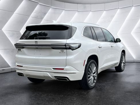 Used 2025 Buick Enclave Avenir AWD/4WD image 23