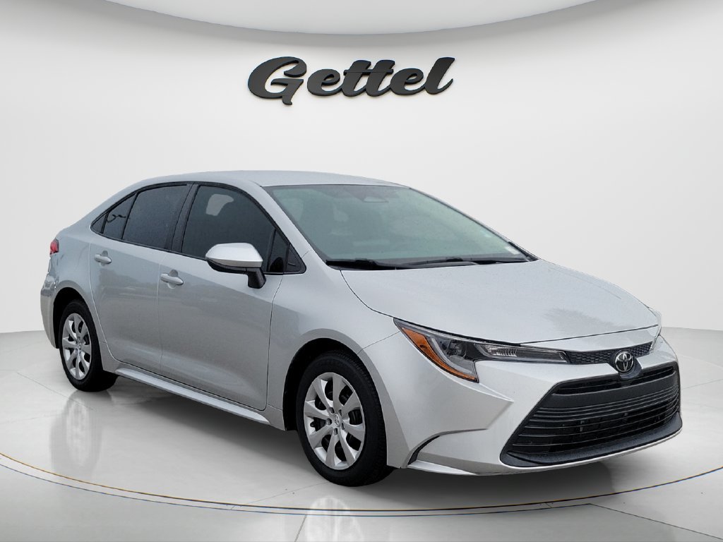 Certified 2024 Toyota Corolla LE FWD image 3