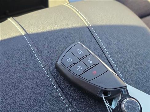 New 2026 Chevrolet Traverse LT w/ Sun and Wheel Package image 29