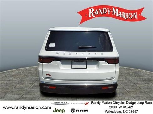 New 2023 Jeep Wagoneer Series III w/ Convenience Group I image 6