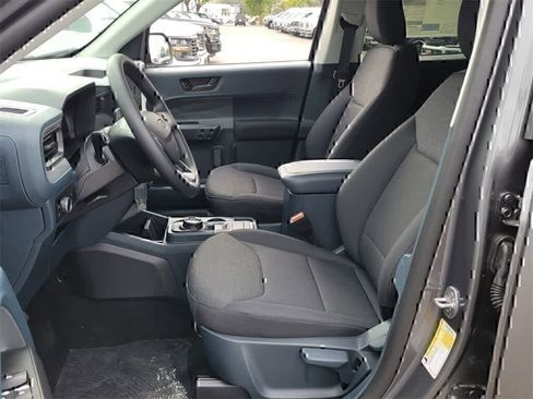 New 2025 Ford Maverick XL FWD image 10