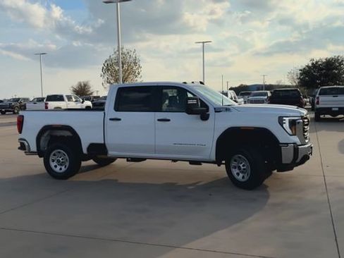 New 2026 GMC Sierra 2500 Pro w/ Convenience Package image 2