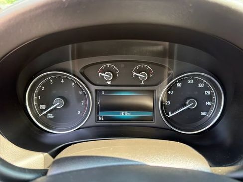 Used 2019 Buick Enclave Essence AWD/4WD image 16