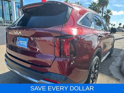 Used 2025 Kia Sorento S w/ Panoramic Sunroof Package FWD image 4