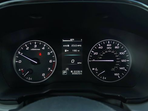 Used 2020 Subaru Outback Premium image 13