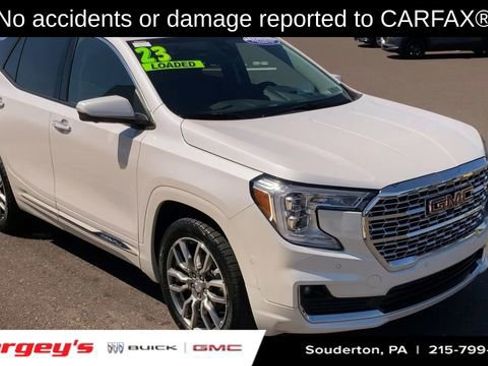 Used 2023 GMC Terrain Denali w/ Denali Premium Package AWD/4WD image 2
