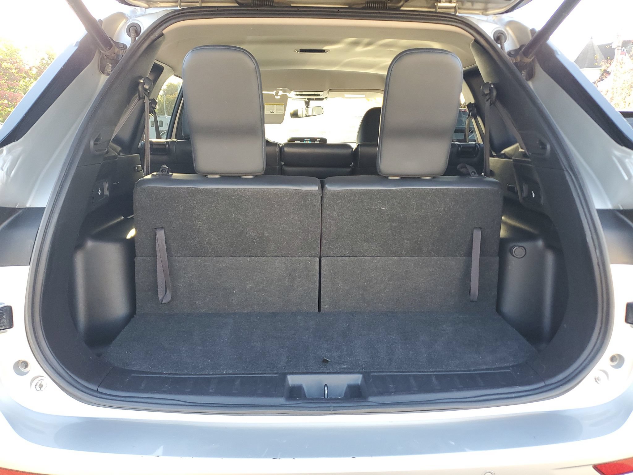 Used 2024 Mitsubishi Outlander AWD image 8