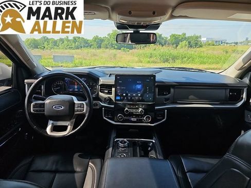Used 2023 Ford Expedition XLT AWD/4WD image 19