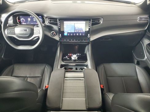 Used 2024 Jeep Wagoneer Series II image 13