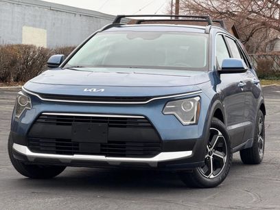 Used 2024 Kia Niro EX