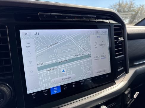 Used 2024 Ford F150 Lariat w/ Equipment Group 502A High image 10