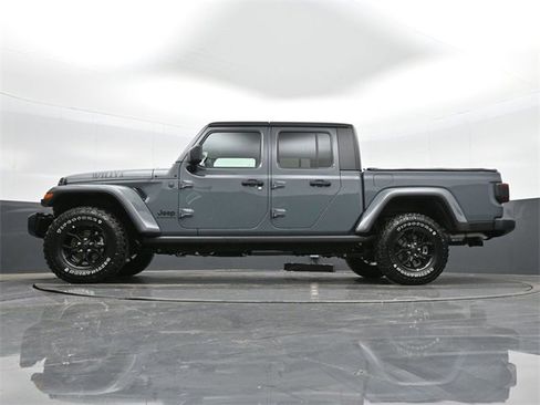 Used 2024 Jeep Gladiator Sport image 41