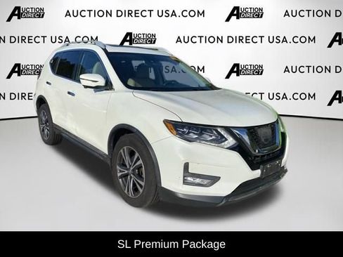 Used 2017 Nissan Rogue SL w/ SL Premium Package AWD/4WD image 3