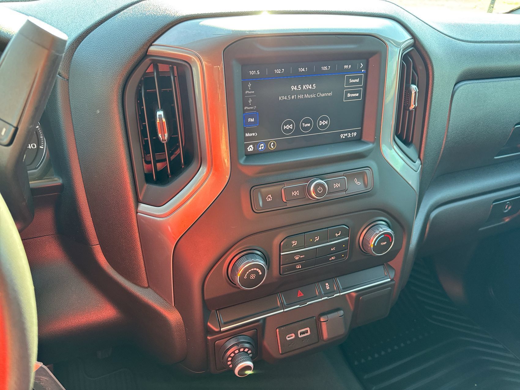 Used 2022 Chevrolet Silverado 2500 Custom AWD/4WD image 16