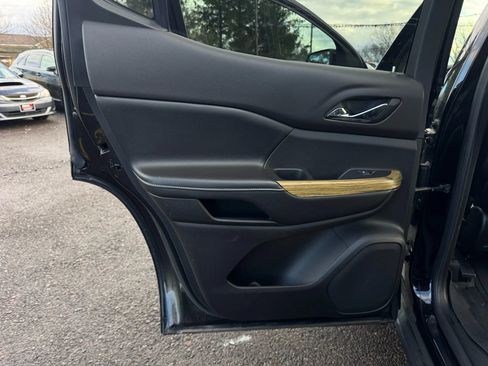Used 2019 GMC Acadia Denali w/ LPO, Floor Liner Package AWD/4WD image 11