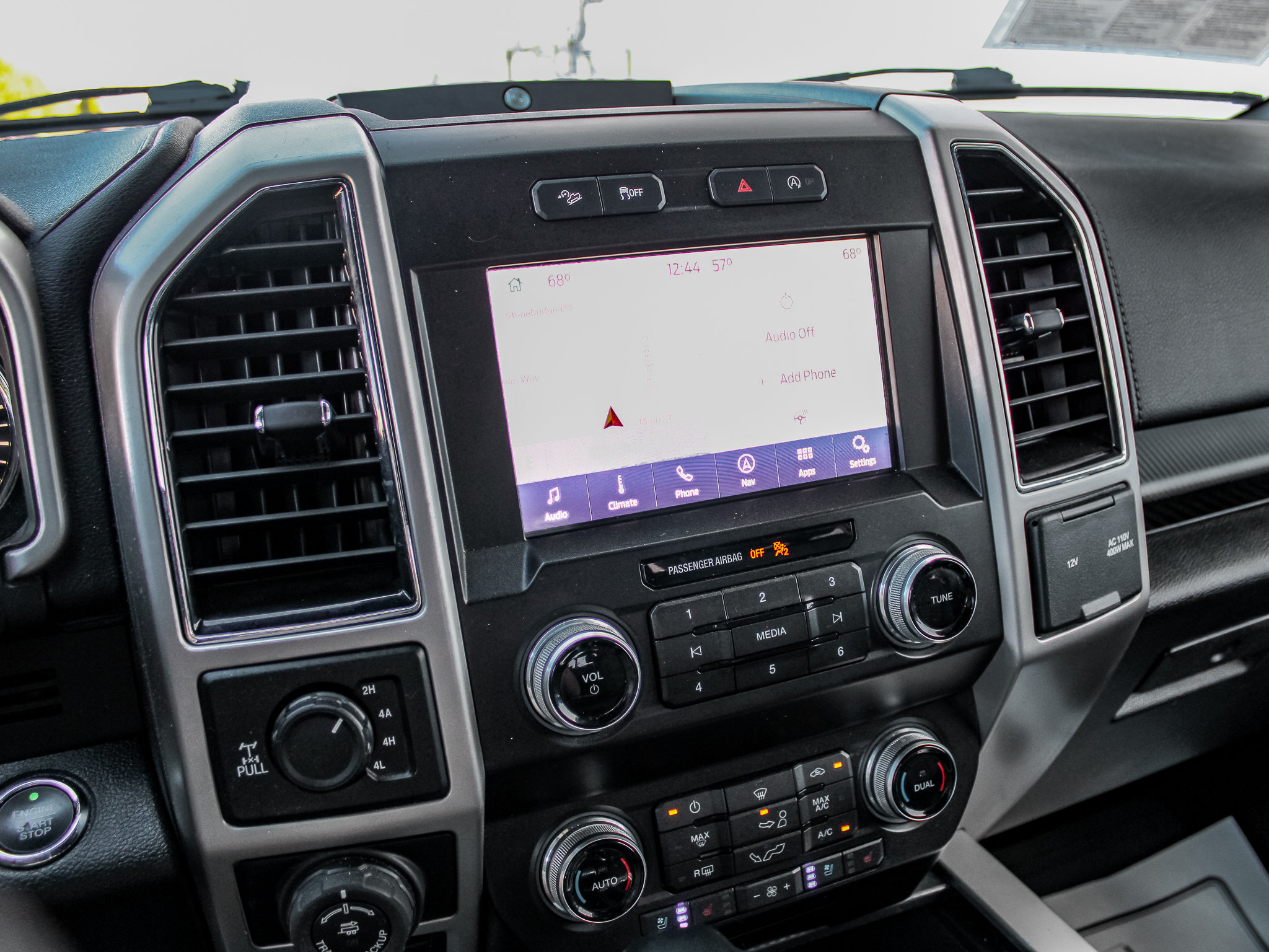 Used 2019 Ford F150 Lariat w/ Equipment Group 502A Luxury AWD/4WD image 28