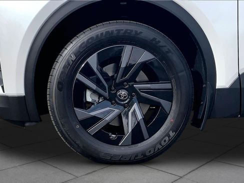 New 2026 Toyota C-HR AWD/4WD image 11