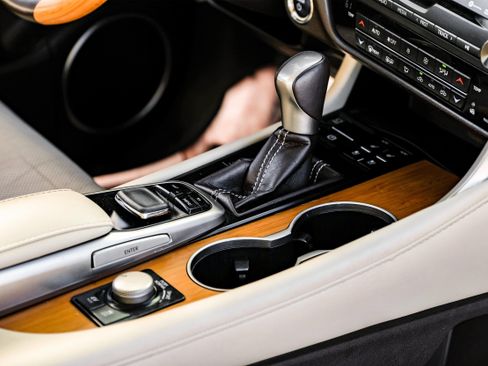 Used 2017 Lexus RX 450h AWD w/ Accessory Package image 23