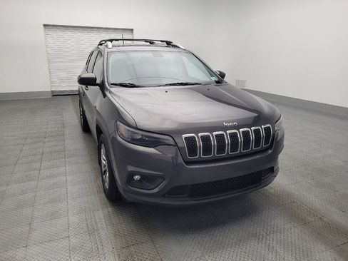 Used 2019 Jeep Cherokee Latitude Plus image 14