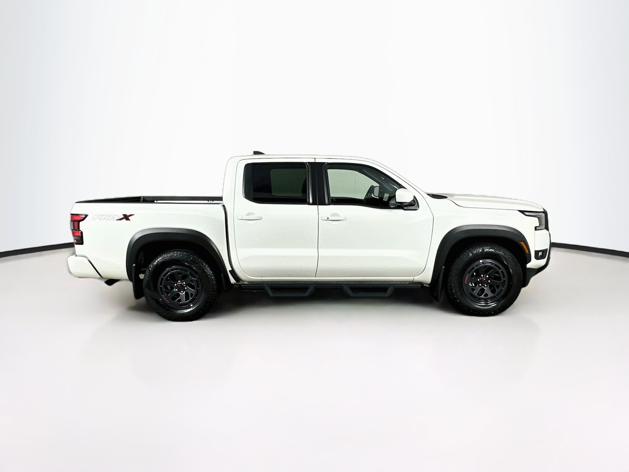 Used 2026 Nissan Frontier Pro-X w/ Pro-X Convenience Package RWD image 10