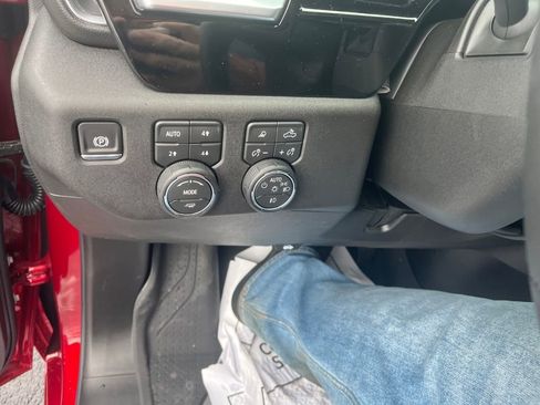 Used 2026 Chevrolet Silverado 3500 LTZ w/ LTZ Plus Package image 37