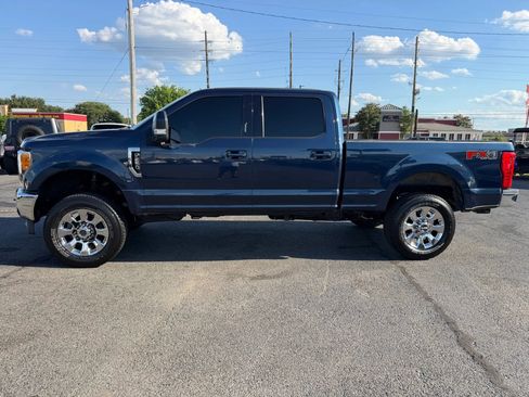 Used 2017 Ford F250 Lariat w/ Lariat Value Package AWD/4WD image 16
