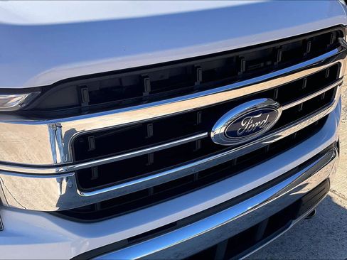 Used 2022 Ford F150 Lariat w/ Equipment Group 501A Mid image 29