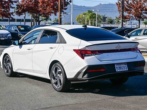 Certified 2025 Hyundai Elantra Sport image 8