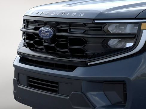 New 2026 Ford Expedition Active AWD/4WD image 17