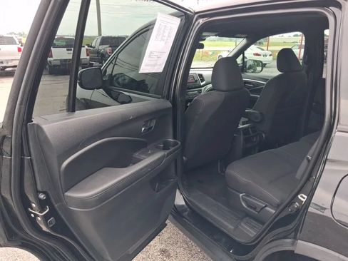 Used 2019 Honda Passport Sport image 17