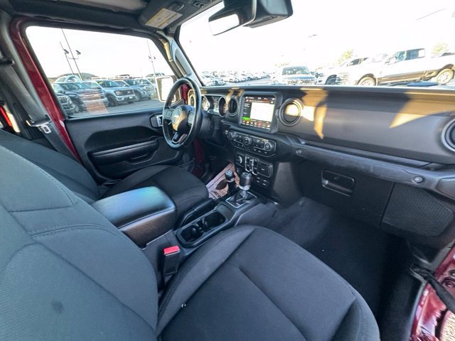 Used 2022 Jeep Gladiator Sport AWD/4WD image 28