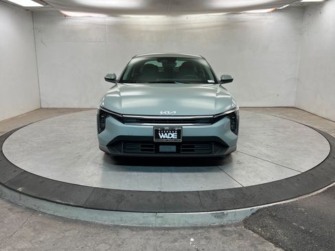 Used 2025 Kia K4 LXS image 9