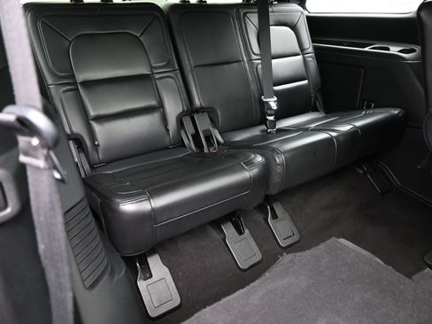 Used 2020 Lincoln Navigator Reserve w/ Equipment Group 208A Reserve image 42