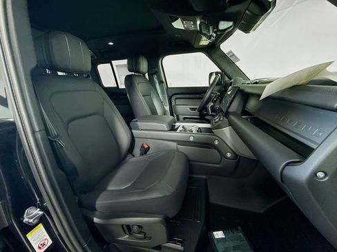 New 2026 Land Rover Defender 110 V8 AWD/4WD image 30