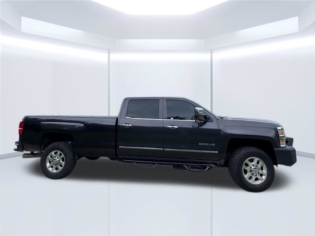 Used 2015 Chevrolet Silverado 3500 LTZ w/ Duramax Plus Package AWD/4WD image 4
